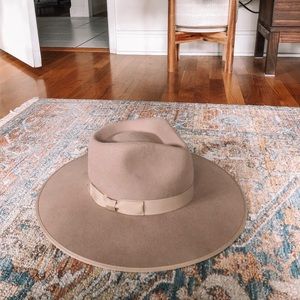 Lack of Color Zulu Rancher in Sand